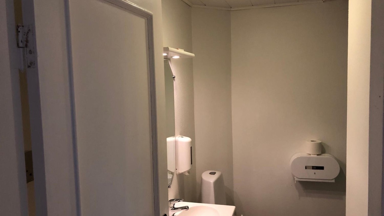 Photo of Bathroom in Avlum