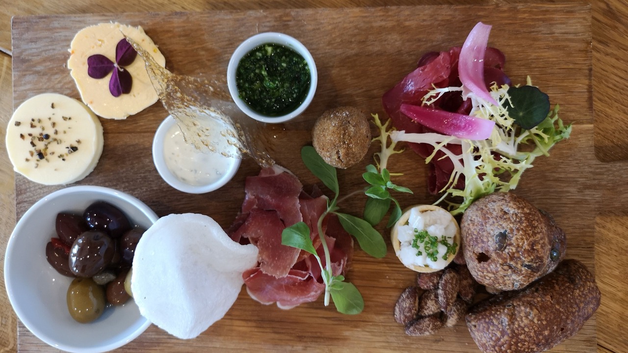 Photo of Others in Sonder Omme