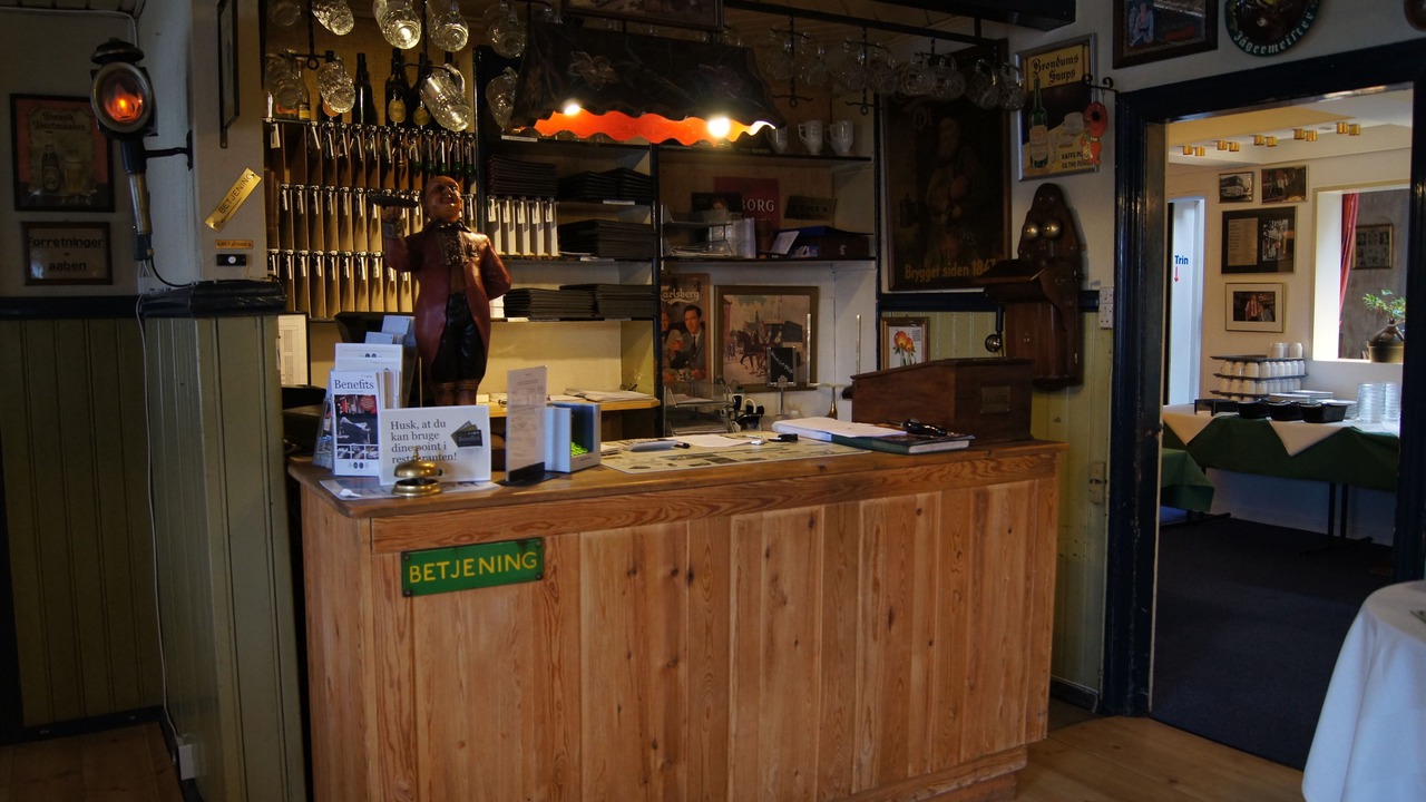 Photo of Others in Lasby