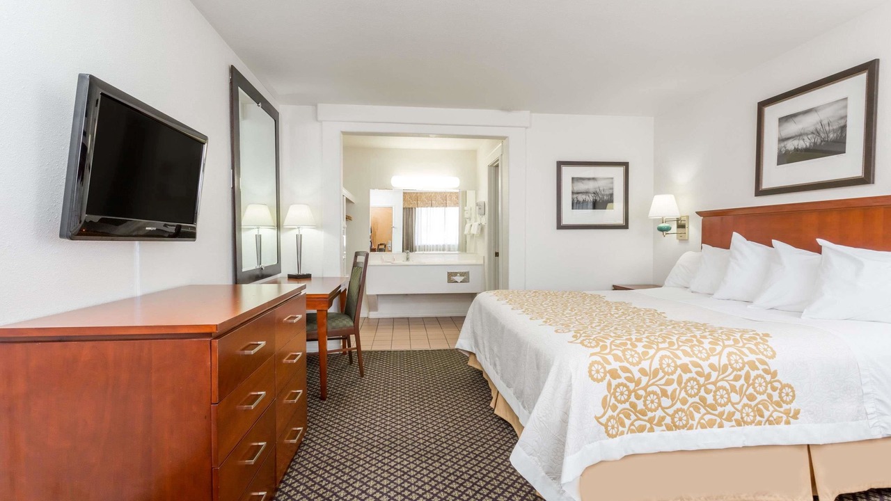Photo of Bedroom in Kimball