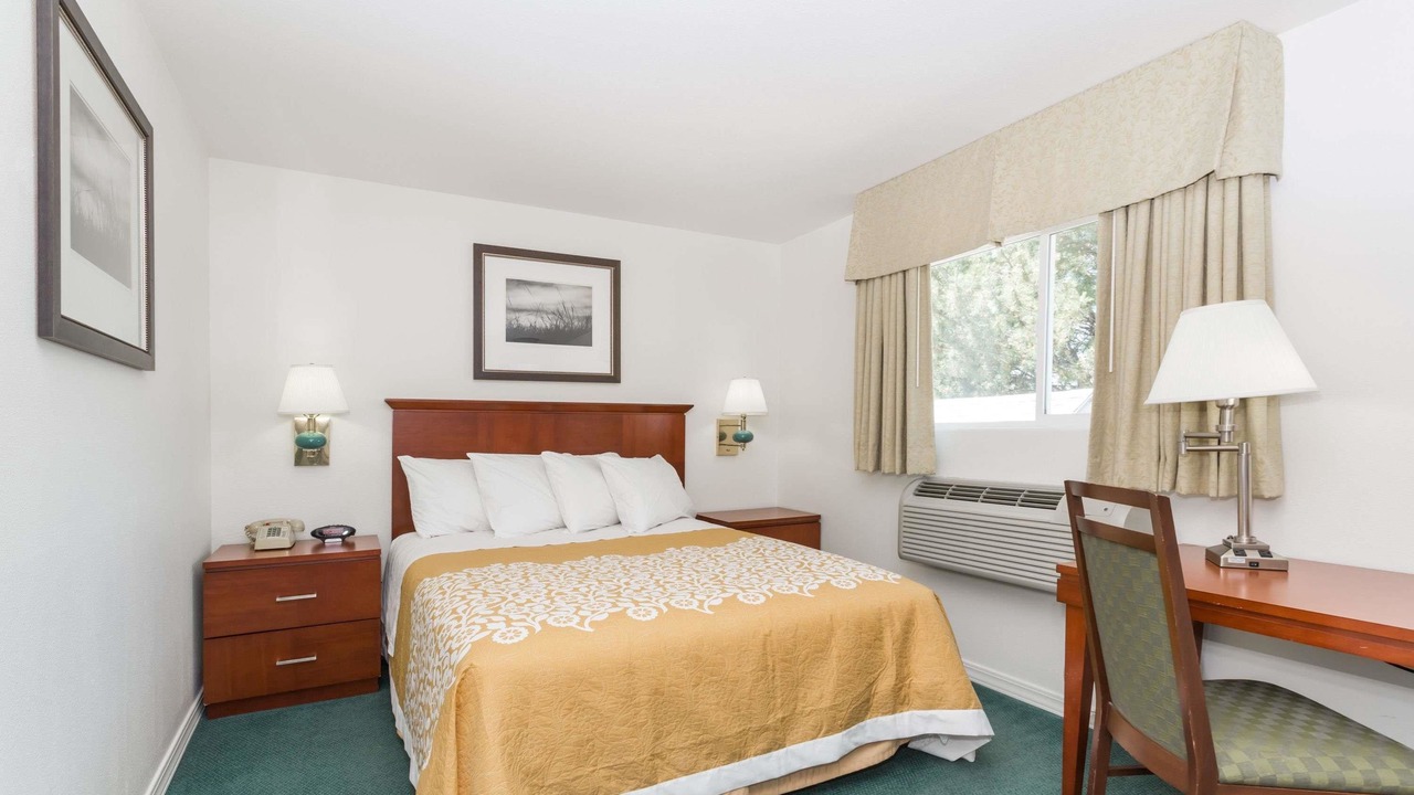 Photo of Bedroom in Kimball