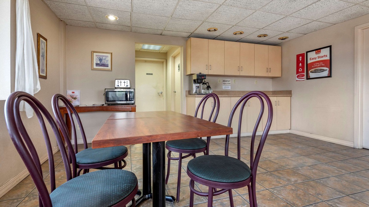 Photo of Others in DeWitt