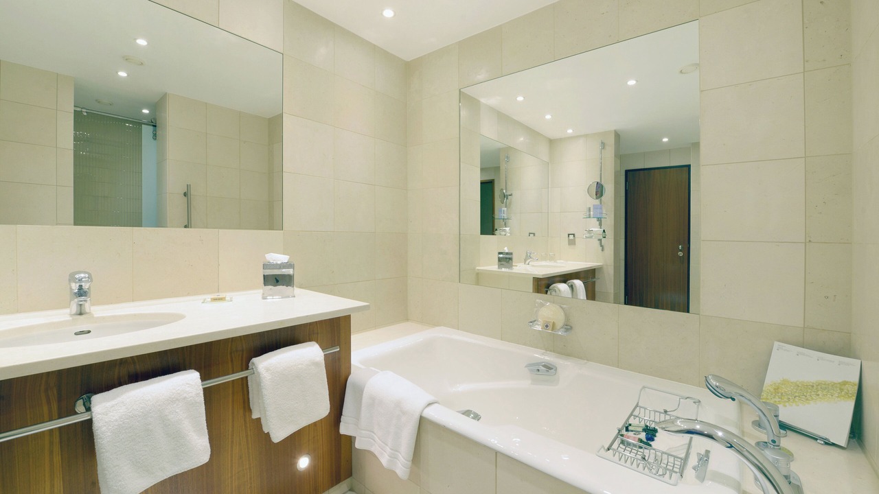 Photo of Others in Canary Wharf