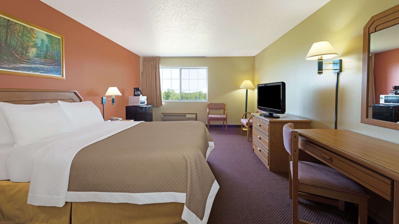 Photo of Bedroom in Cameron