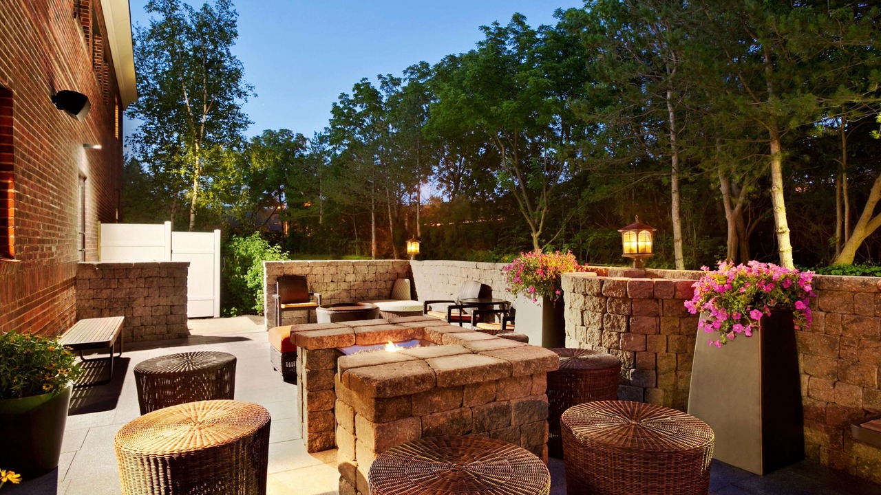 Photo of Patio Balcony in Bushnell Basin