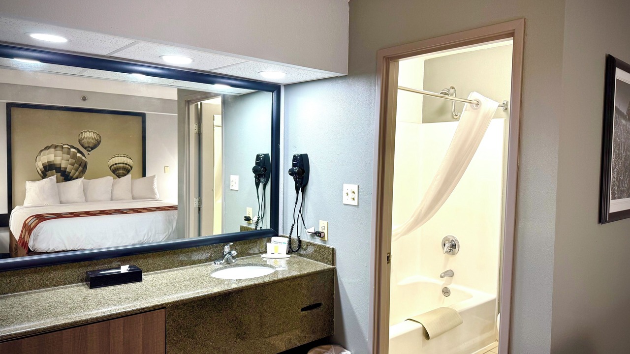 Photo of Bathroom in Clovis