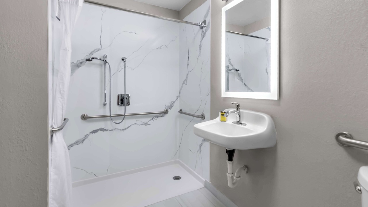 Photo of Bathroom in Fenton