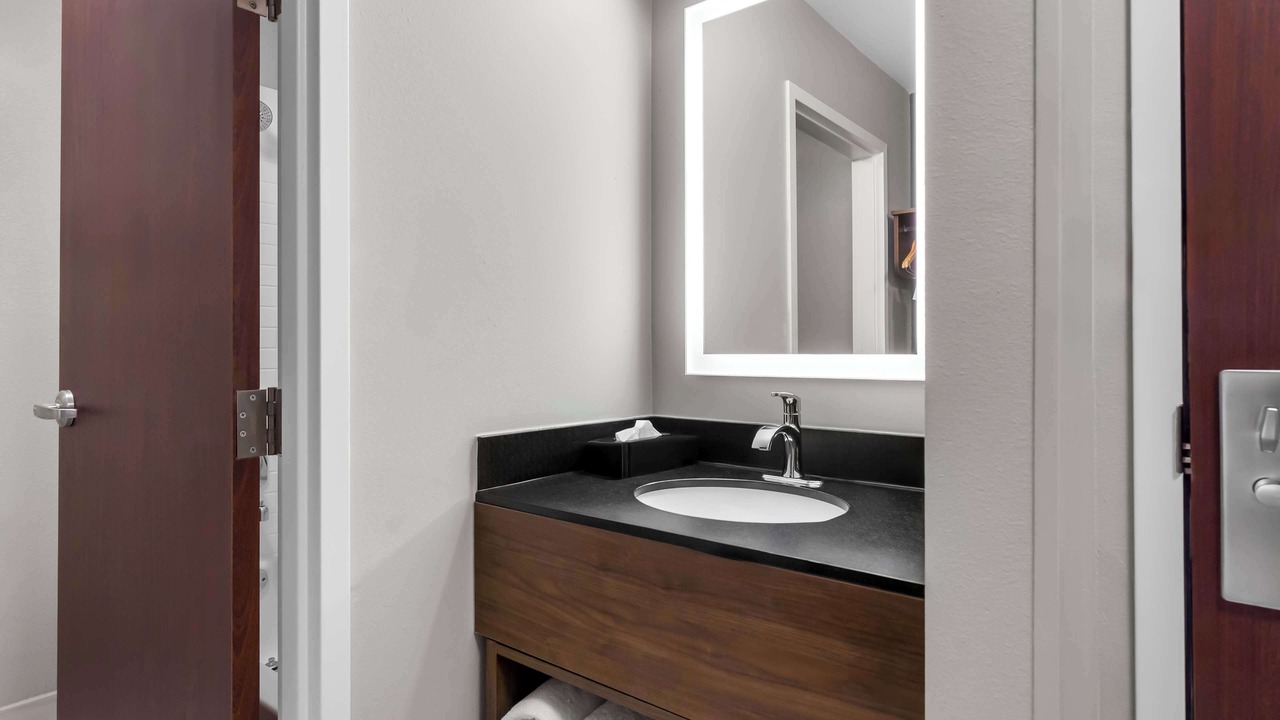 Photo of Bathroom in Fenton