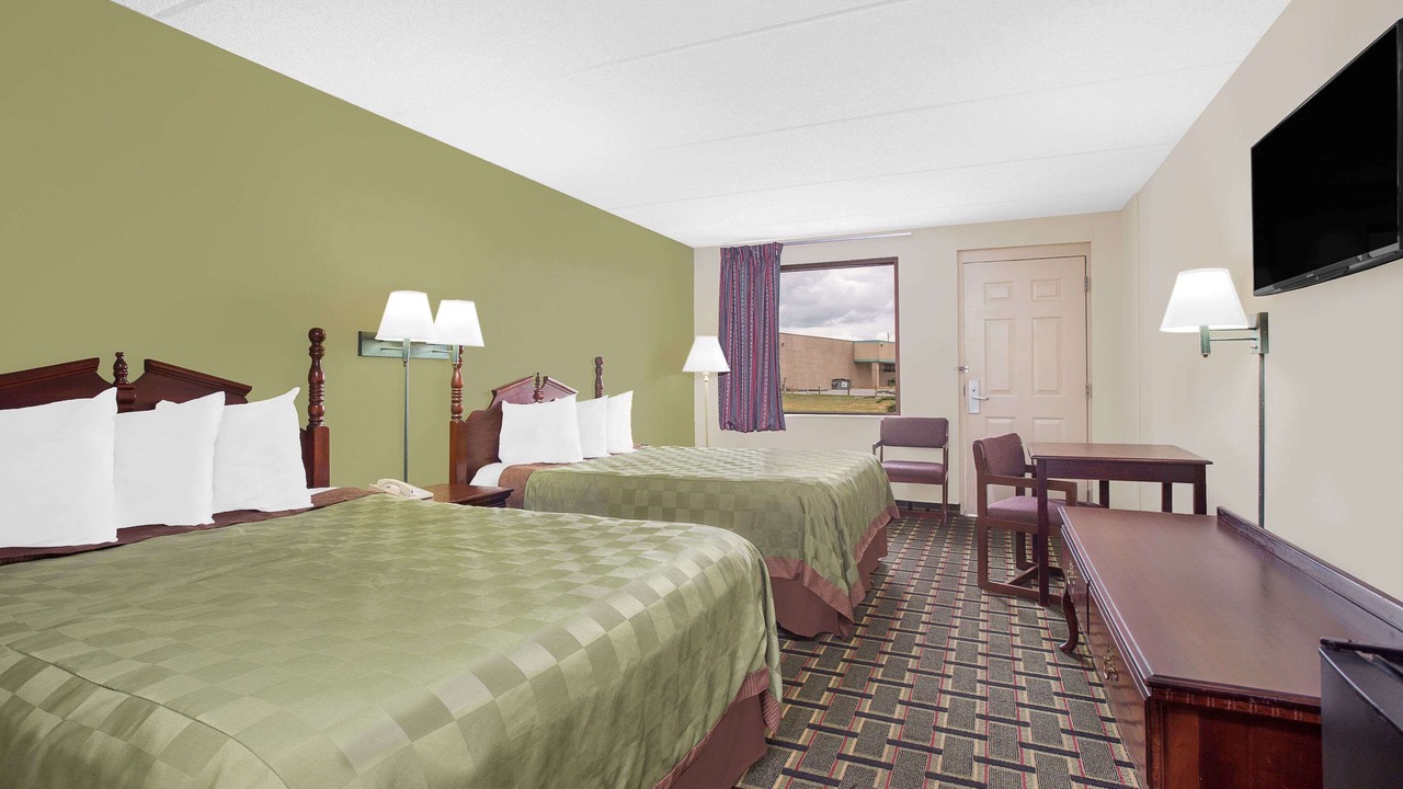 Photo of Bedroom in Eufaula