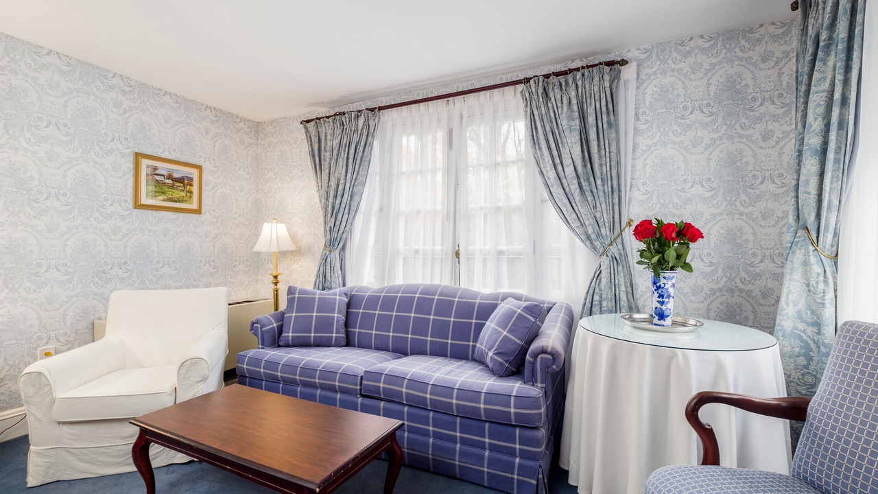 Photo of Bedroom in Simsbury Center