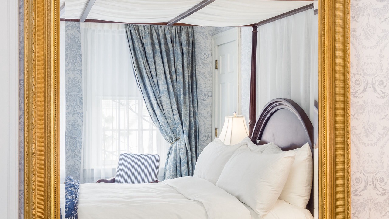 Photo of Bedroom in Simsbury Center