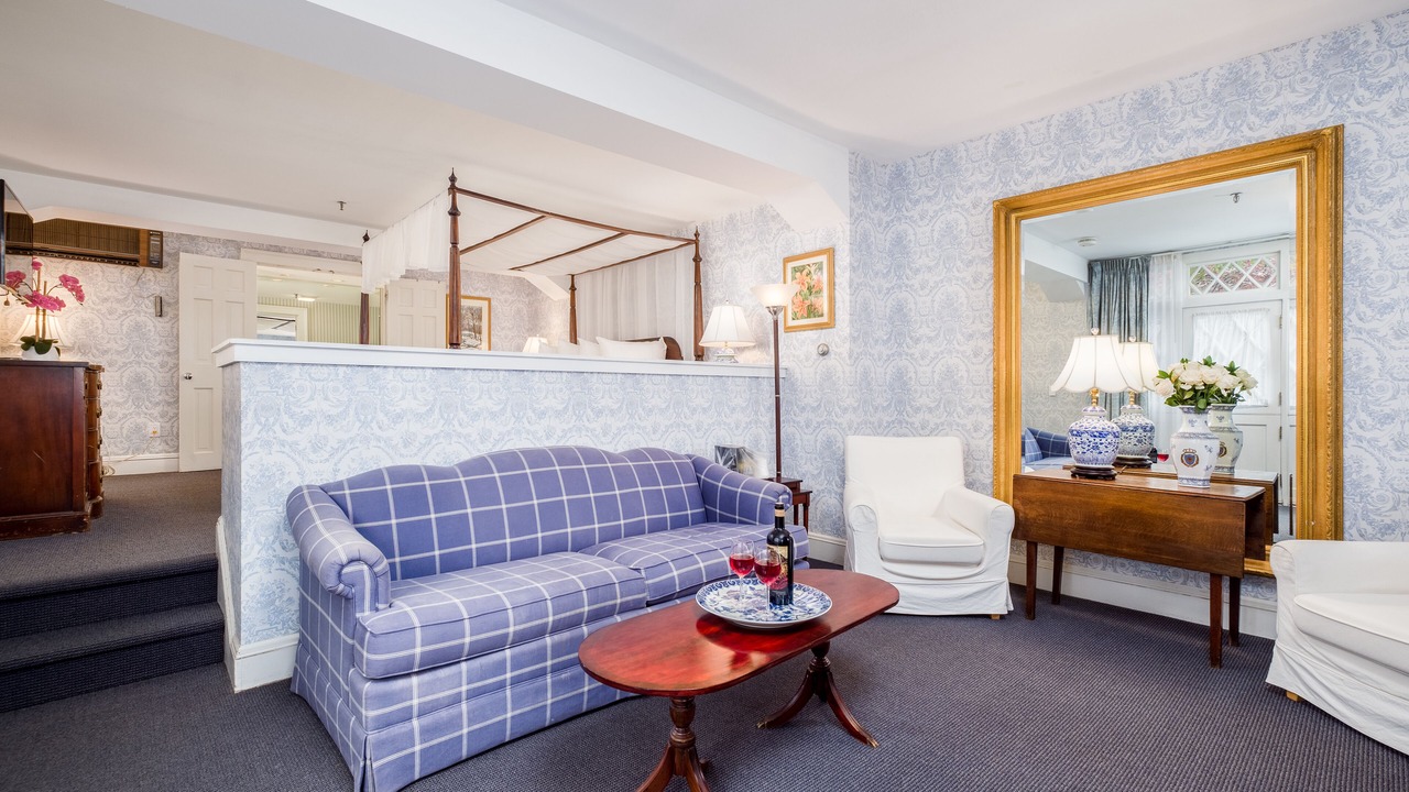 Photo of Others in Simsbury Center