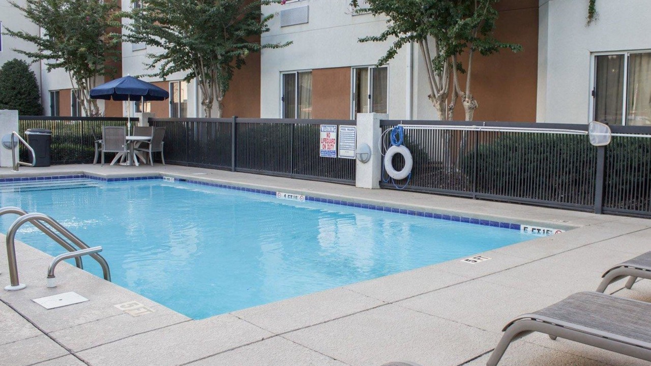 Photo of Outdoor in Pelham