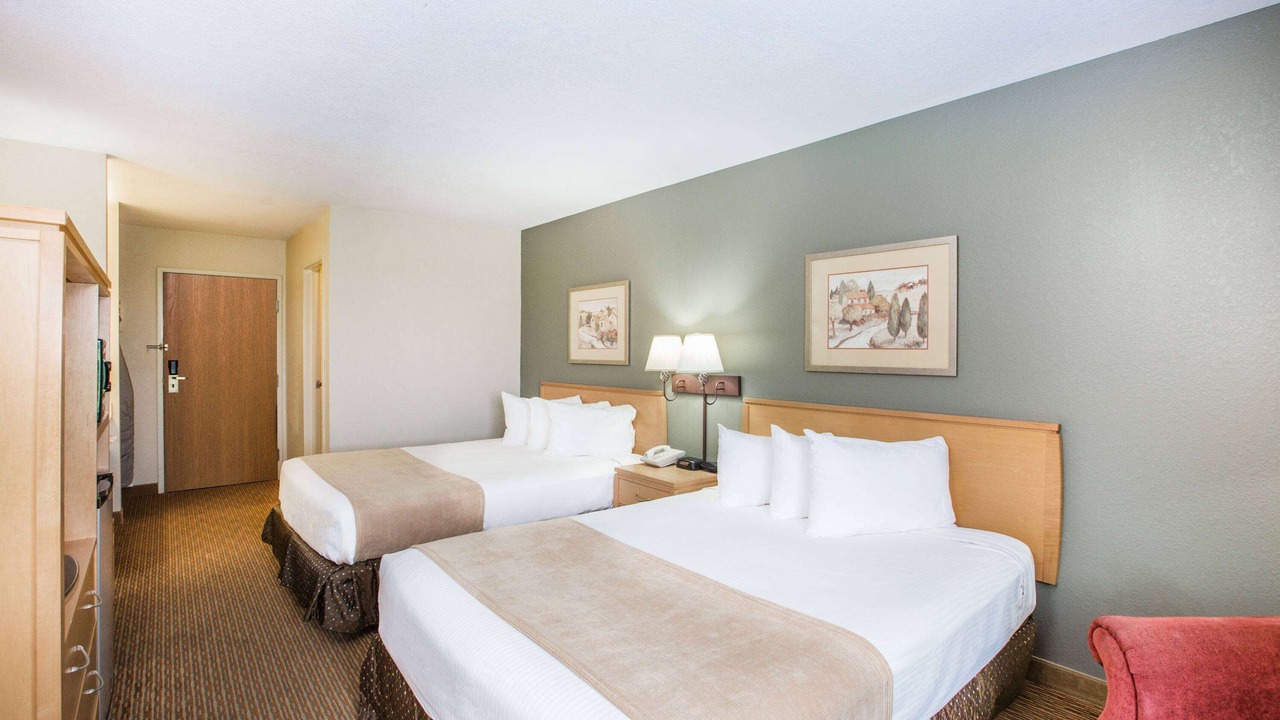 Photo of Bedroom in Spirit Lake