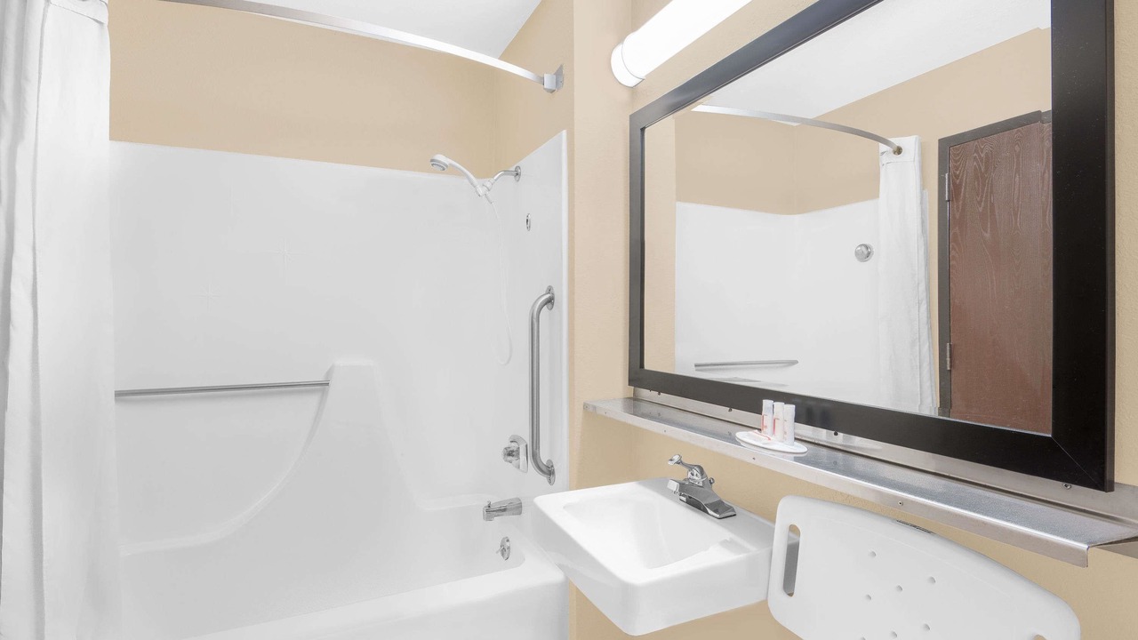 Photo of Bathroom in Marshalltown