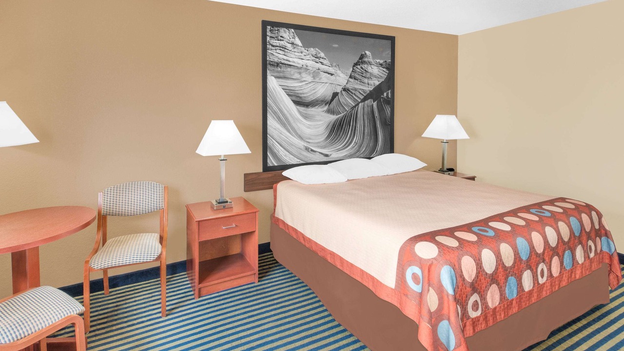 Photo of Bedroom in Marshalltown