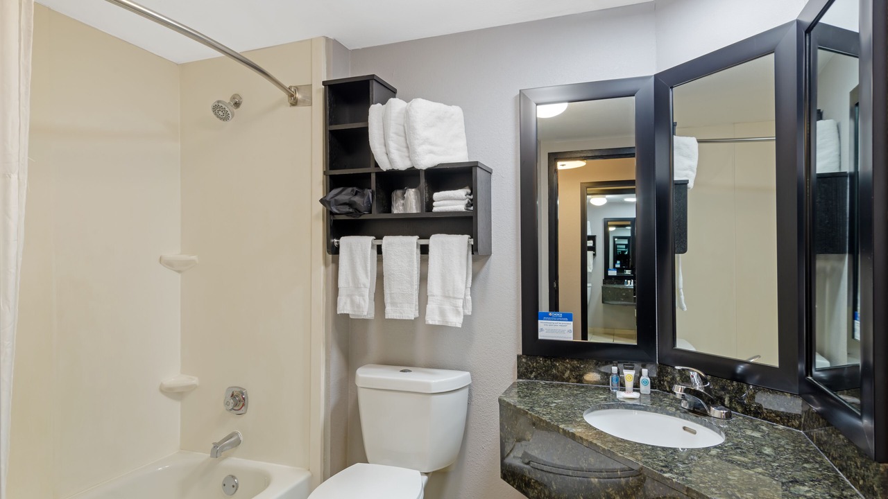 Photo of Bathroom in Carrollton