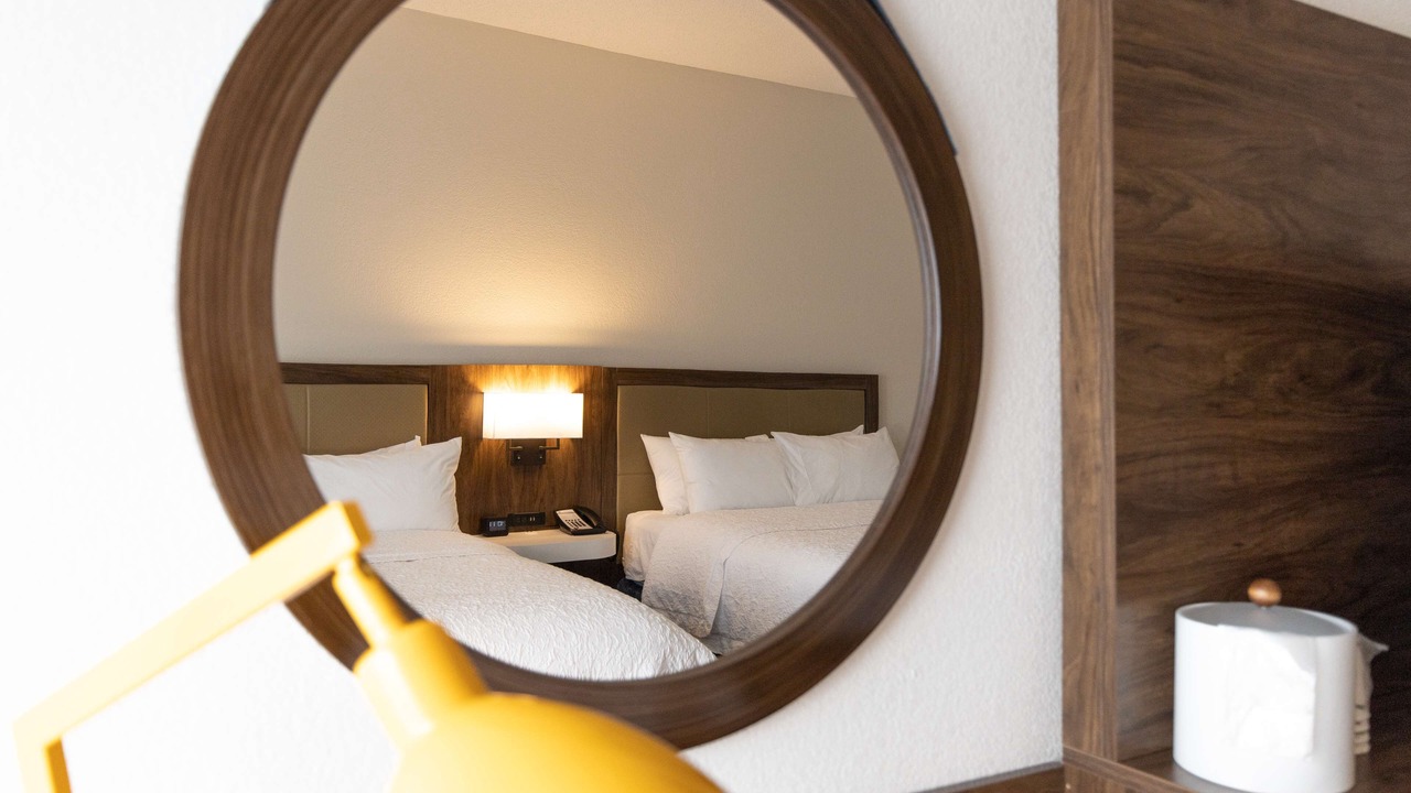 Photo of Bedroom in Kuttawa