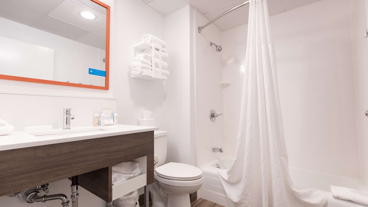 Photo of Bathroom in Kuttawa