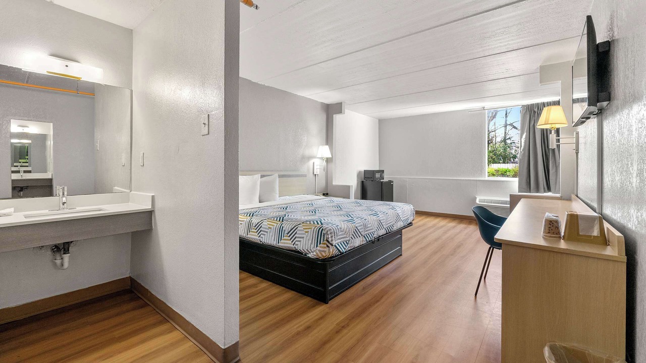 Photo of Others in Candler-McAfee