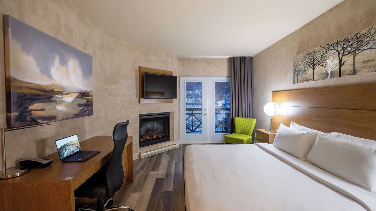 Photo of Bedroom in Bromont