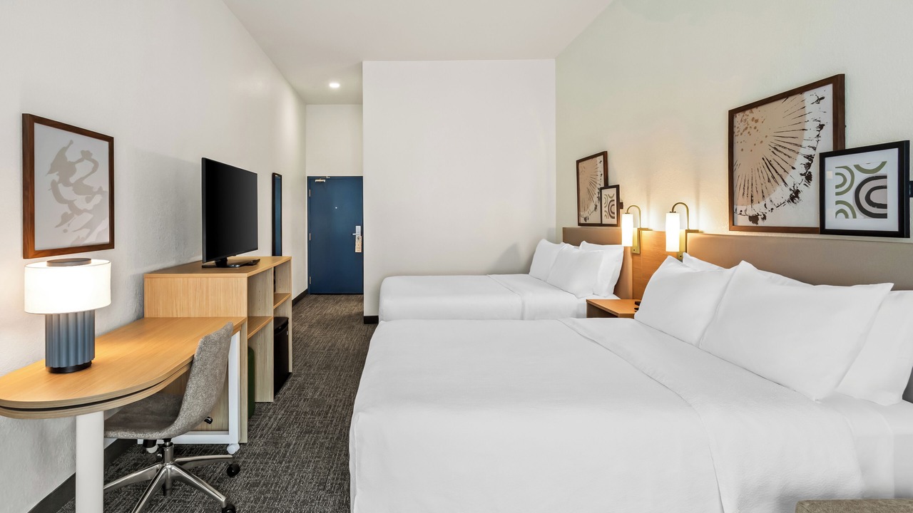Photo of Bedroom in Gwinnett Place