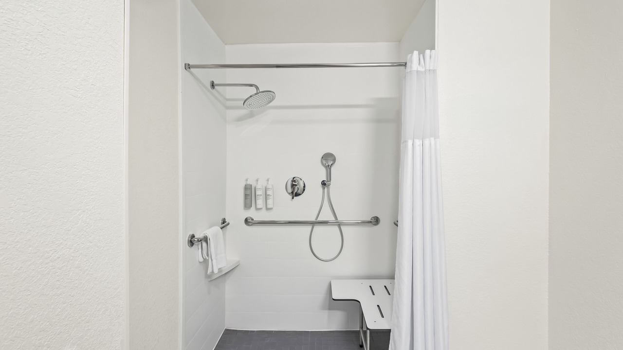Photo of Bathroom in Gwinnett Place