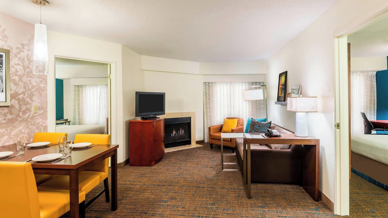 Photo of Livingroom in Macon