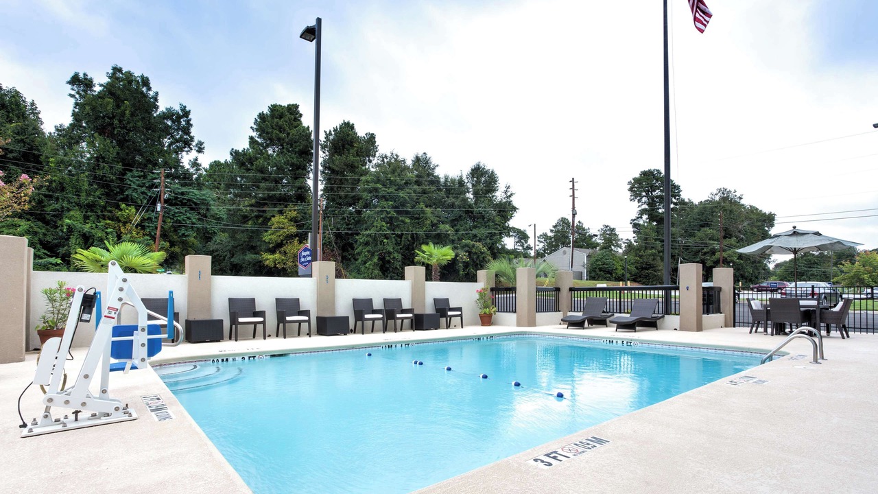 Photo of Outdoor in Macon