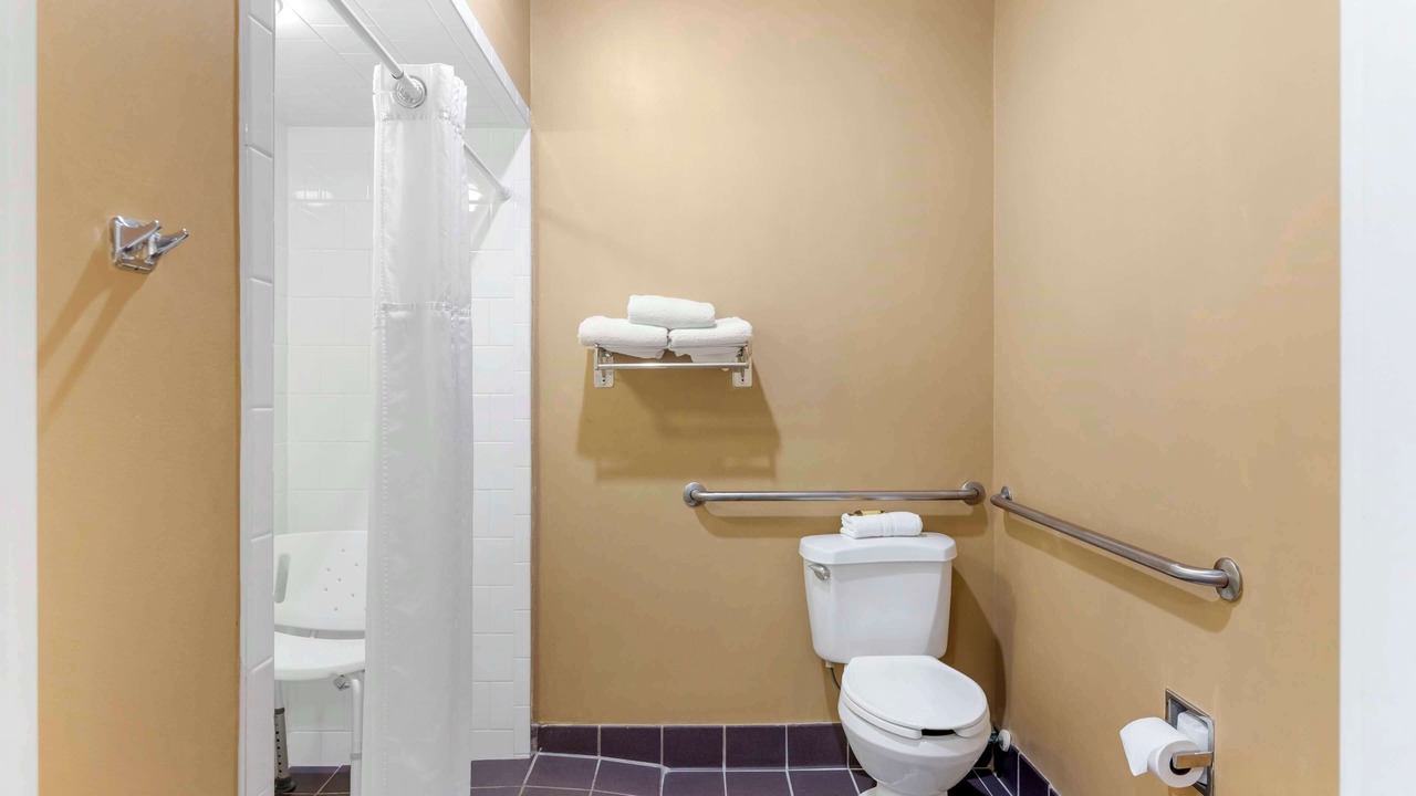 Photo of Others in Kingsland