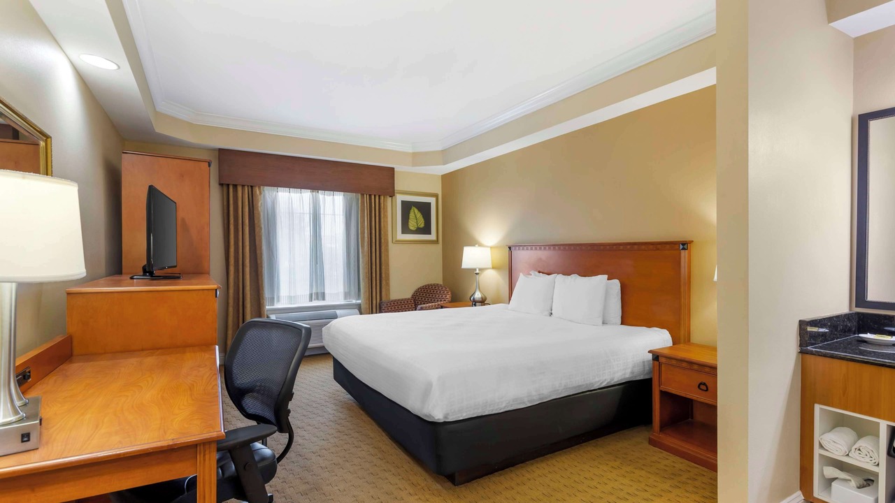 Photo of Others in Kingsland