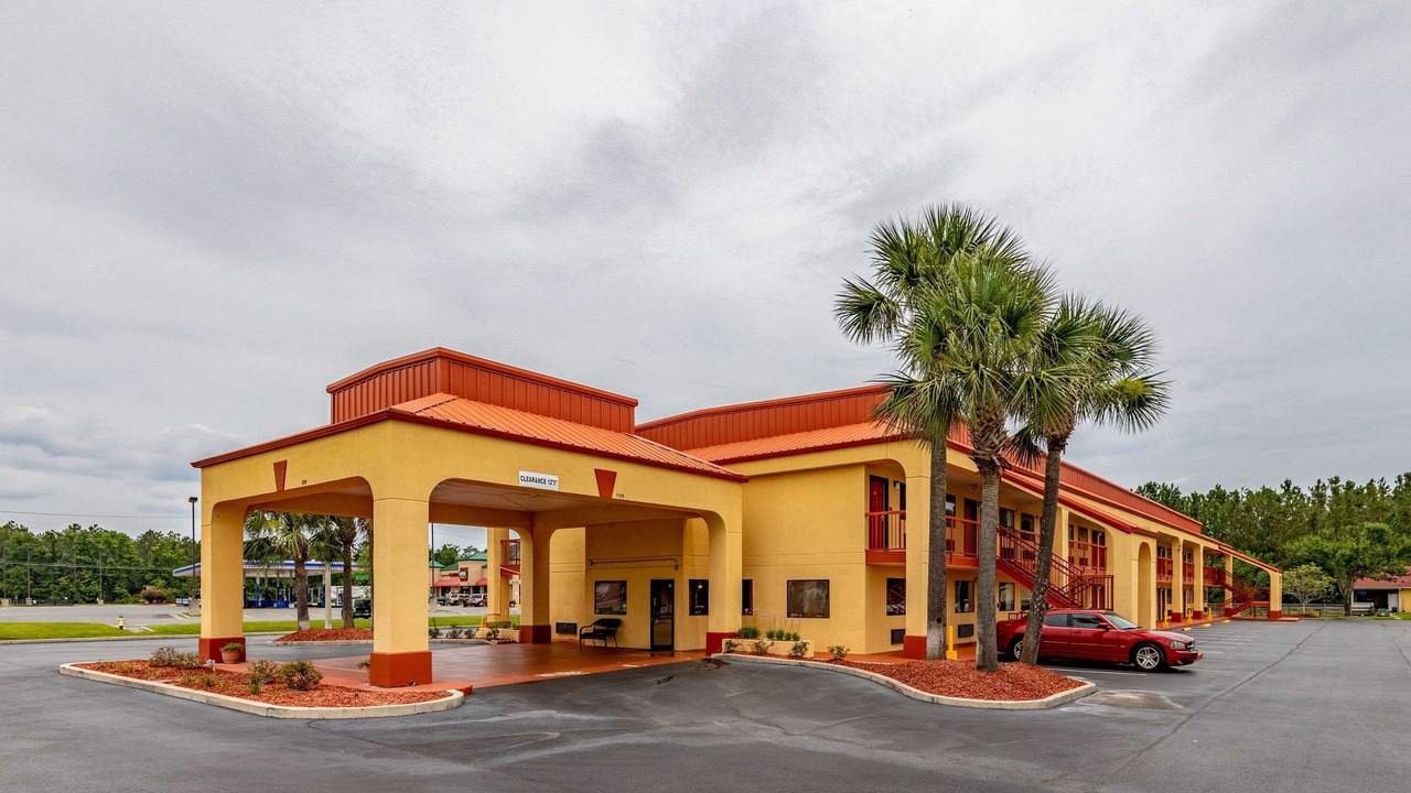 Photo of Outdoor in Kingsland