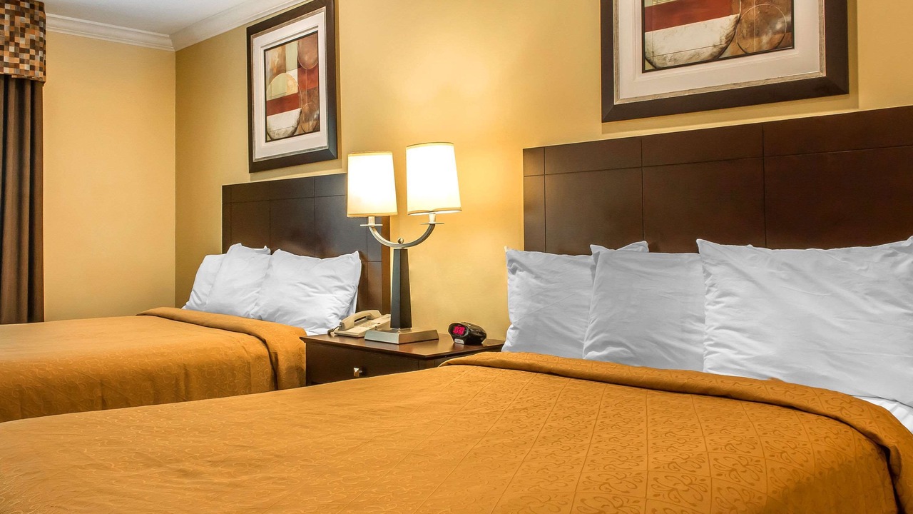 Photo of Bedroom in Mcafee