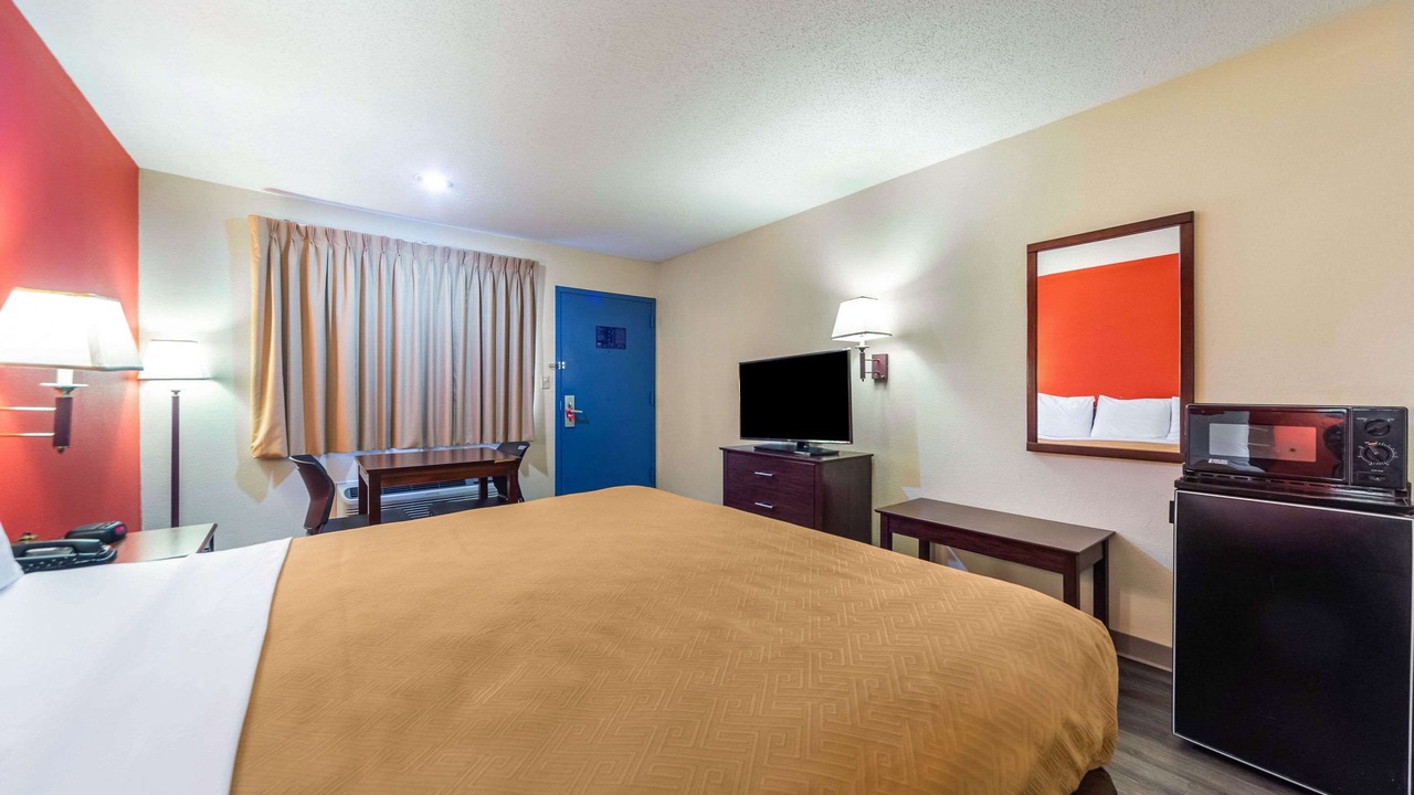 Photo of Bedroom in Laurel