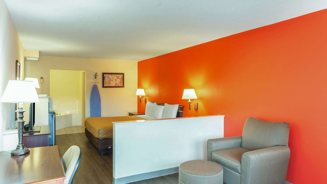 Photo of Bedroom in Laurel
