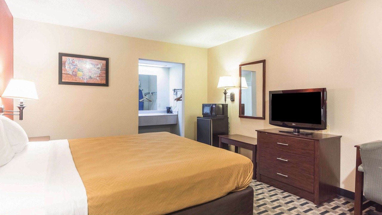 Photo of Bedroom in Laurel