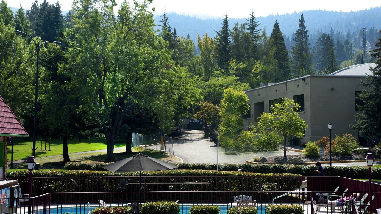 Photo of Others in Ashland