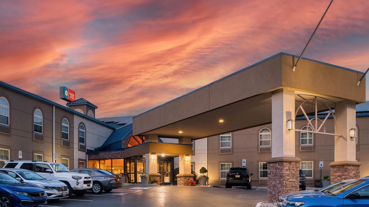 Photo of Outdoor in Elizabethtown