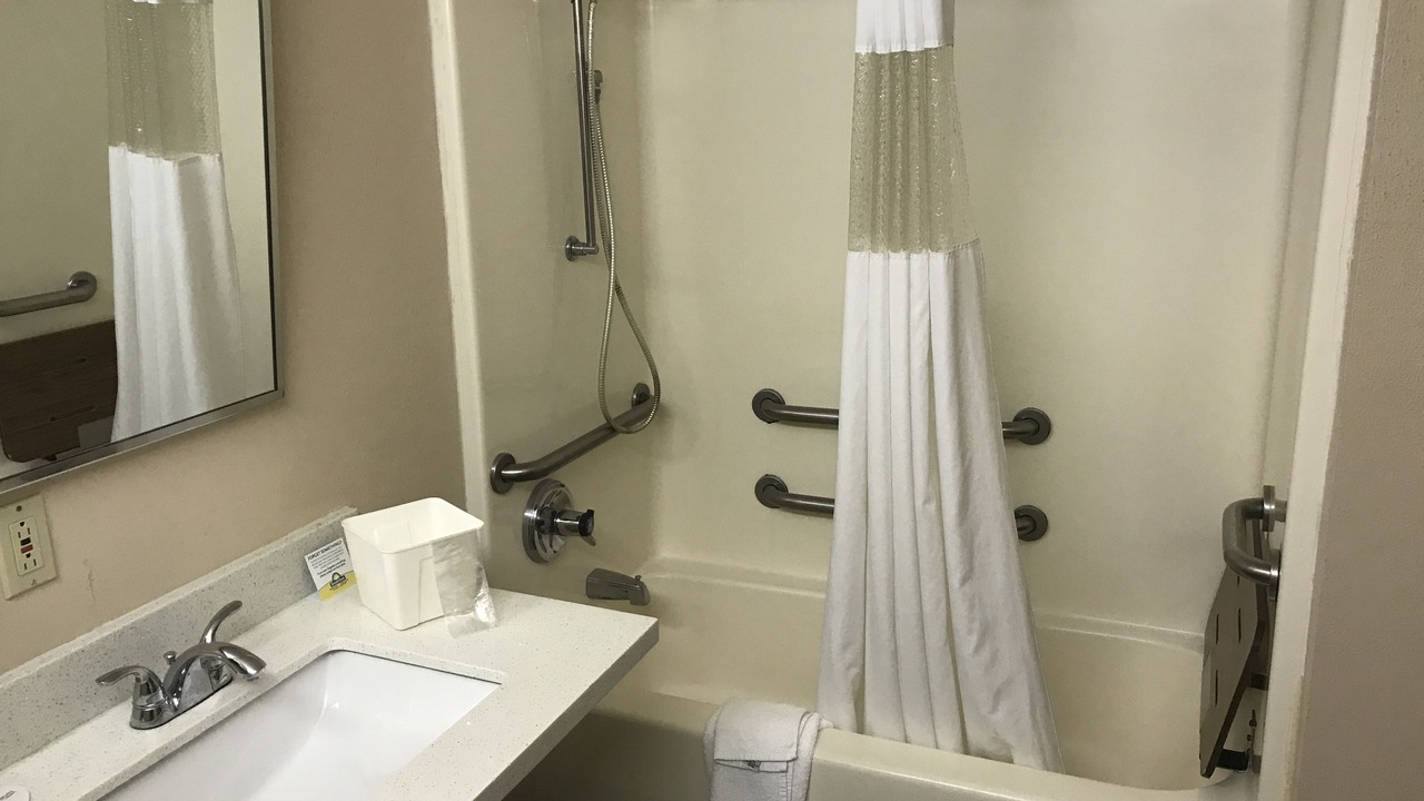 Photo of Bathroom in Hillsboro