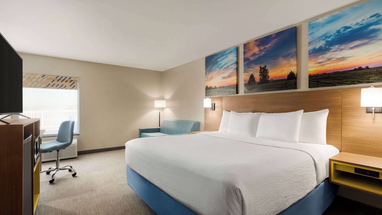 Photo of Bedroom in Hillsboro