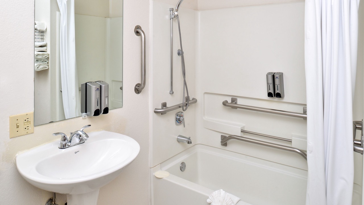 Photo of Bathroom in Cheyenne