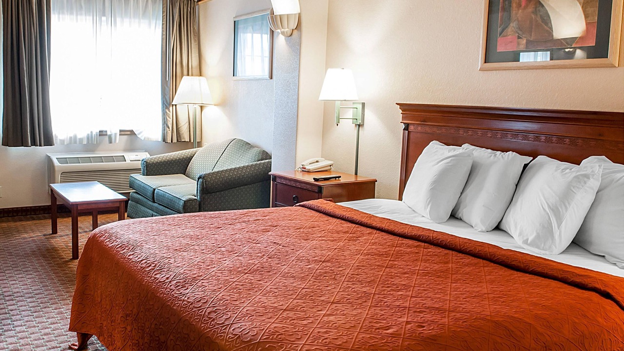 Photo of Bedroom in Mesilla Park