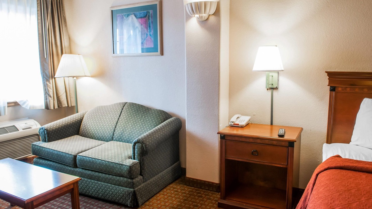 Photo of Bedroom in Mesilla Park
