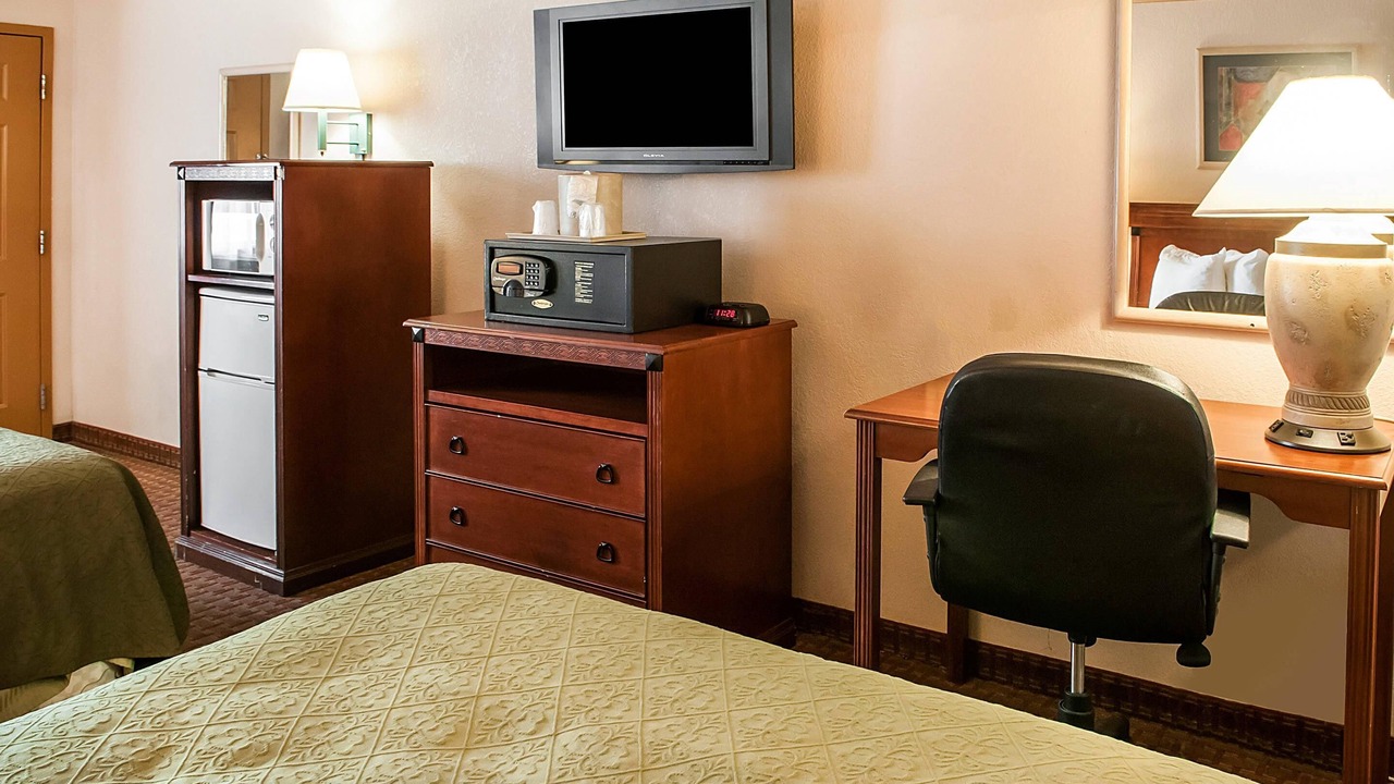 Photo of Bedroom in Mesilla Park