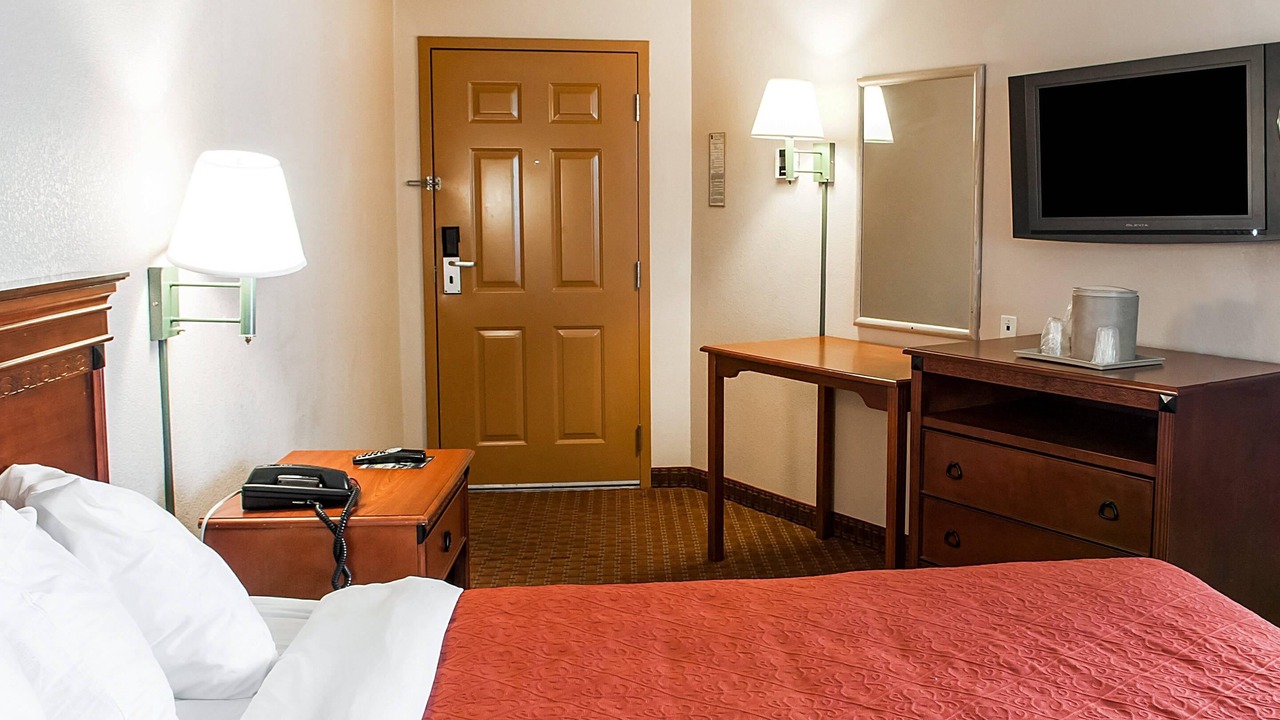Photo of Bedroom in Mesilla Park