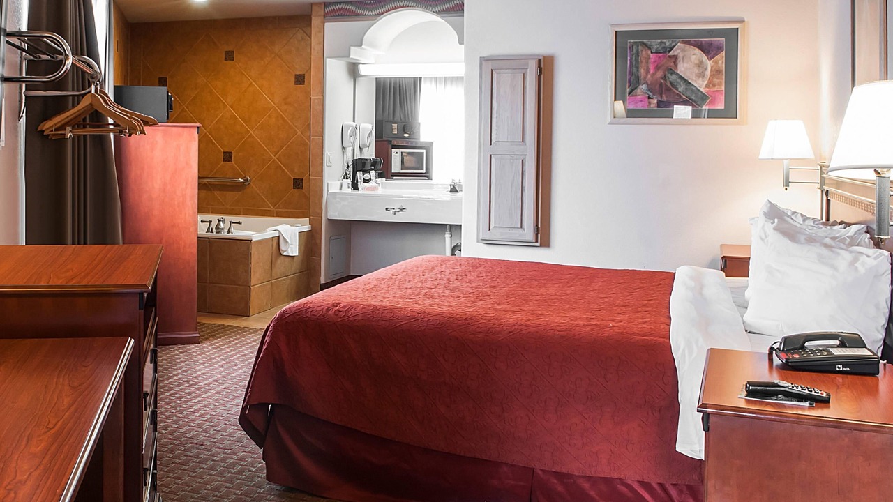 Photo of Bedroom in Mesilla Park