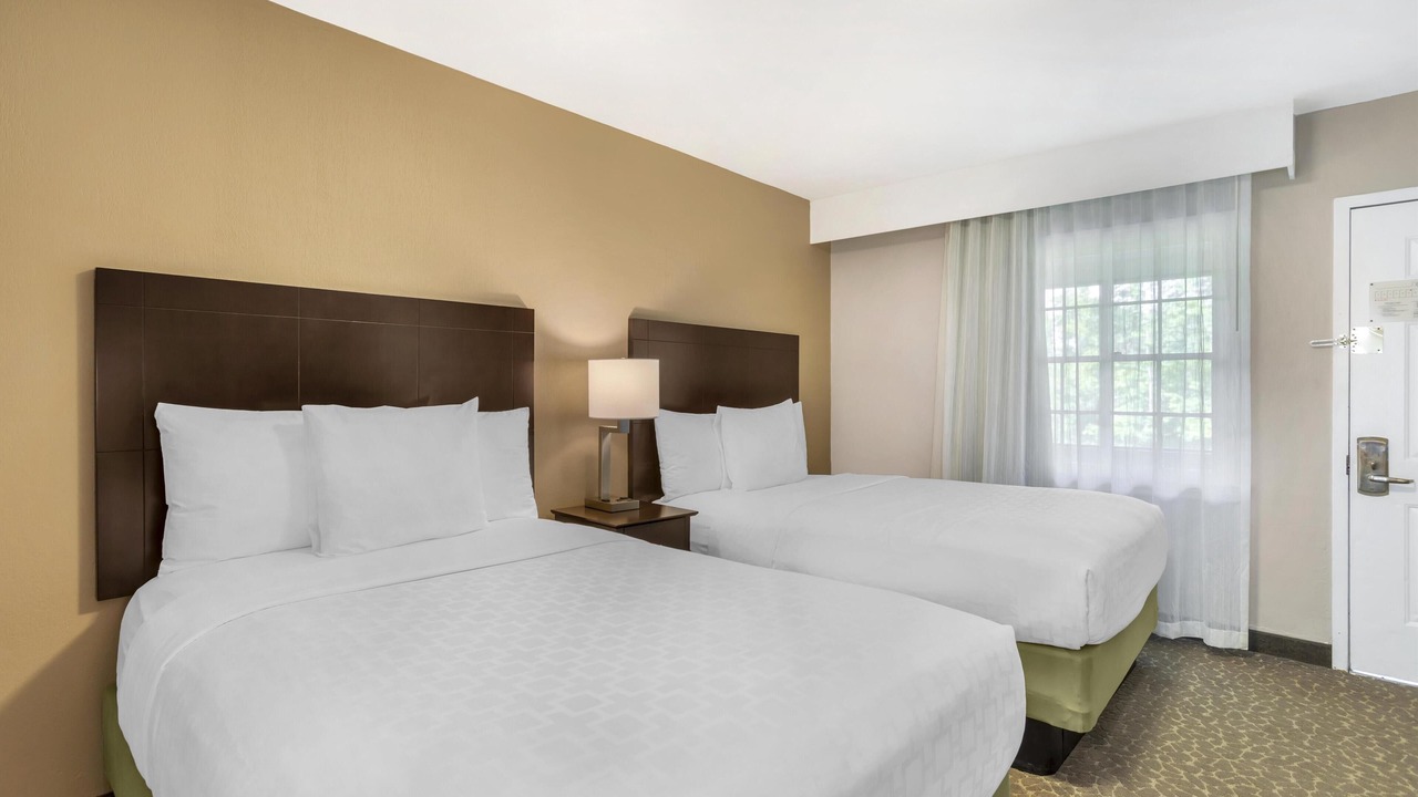 Photo of Bedroom in Fort Lee