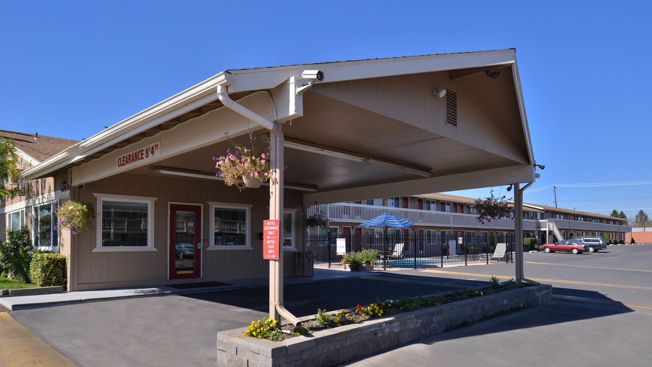 Photo of Outdoor in Outlook