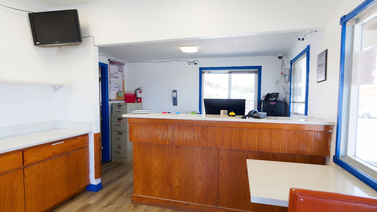 Photo of Others in Outlook