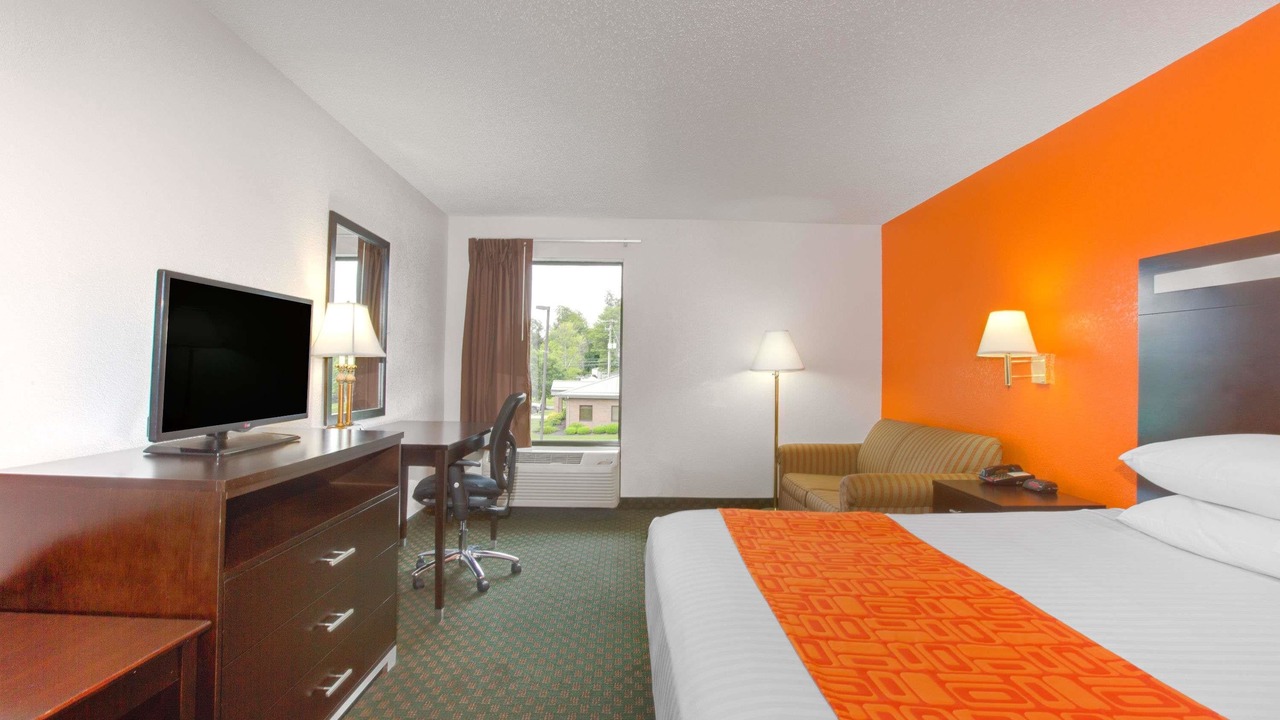 Photo of Bedroom in Beckley